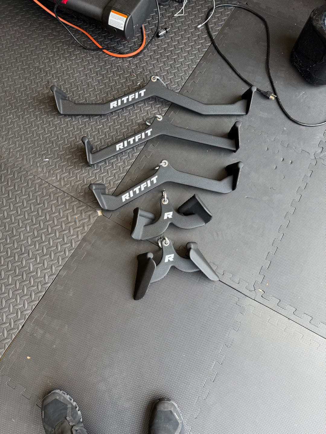 Customer photo review of RitFit 5pcs Lat Pulldown Bar Combo
