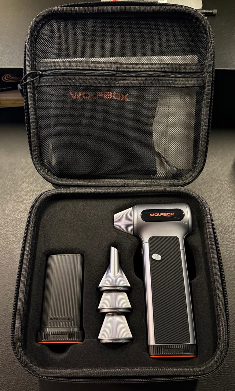 Customer photo review of Air Duster Carrying Case