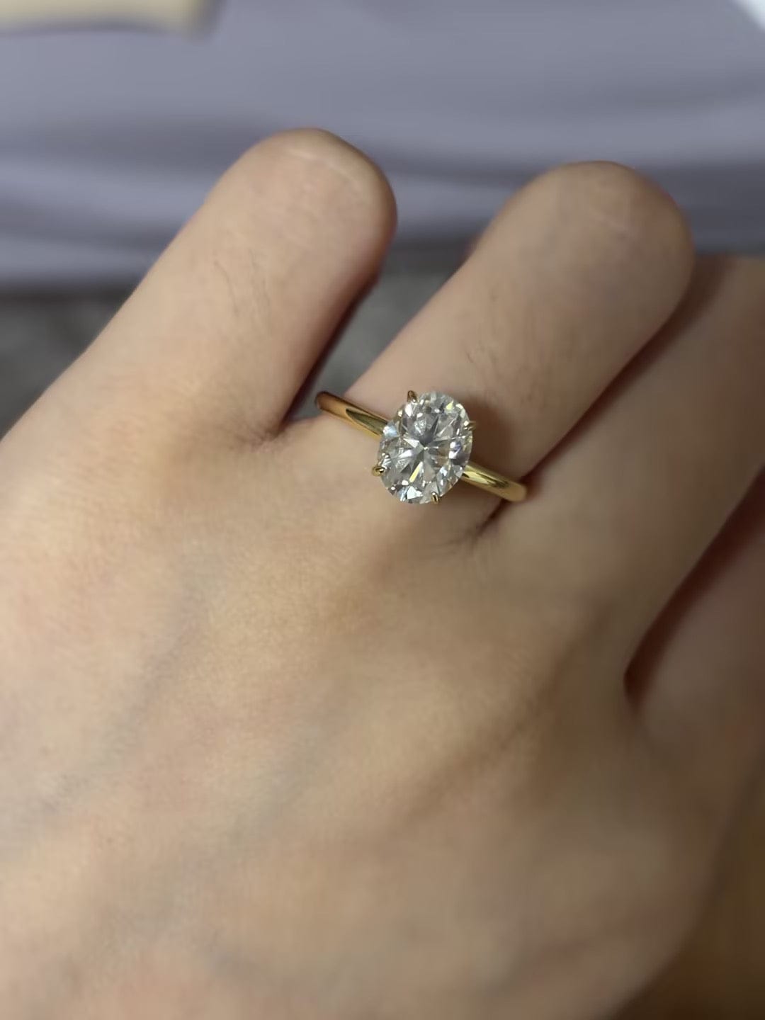 Customer photo review of S925 Moissanite 2.0 Ct ～5.5 Ct Oval Cut Yellow Gold/White Gold Promise Ring For Women