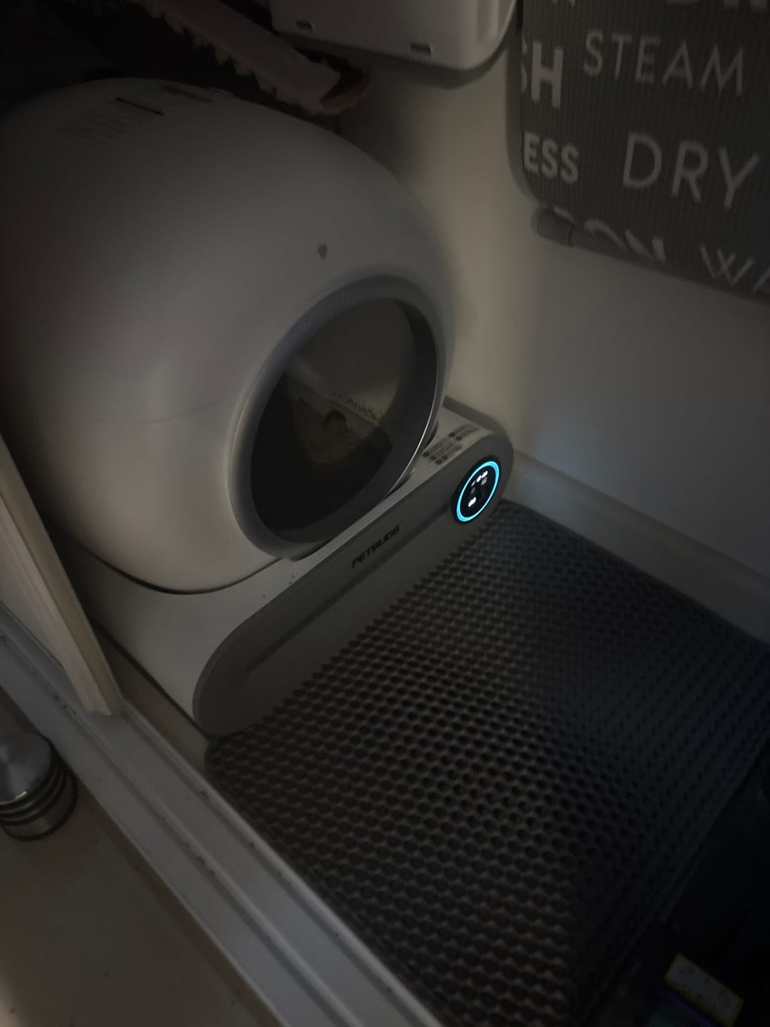 Customer photo review of Petbuds™ Pro 2026 Automatic Self-Cleaning Litter Box
