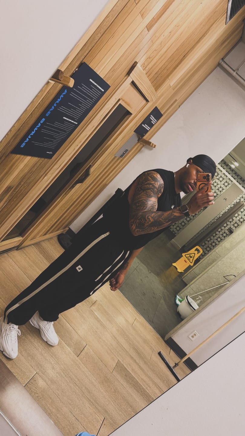 Customer photo review of 2024 - Lite Velocity Fitness Pants