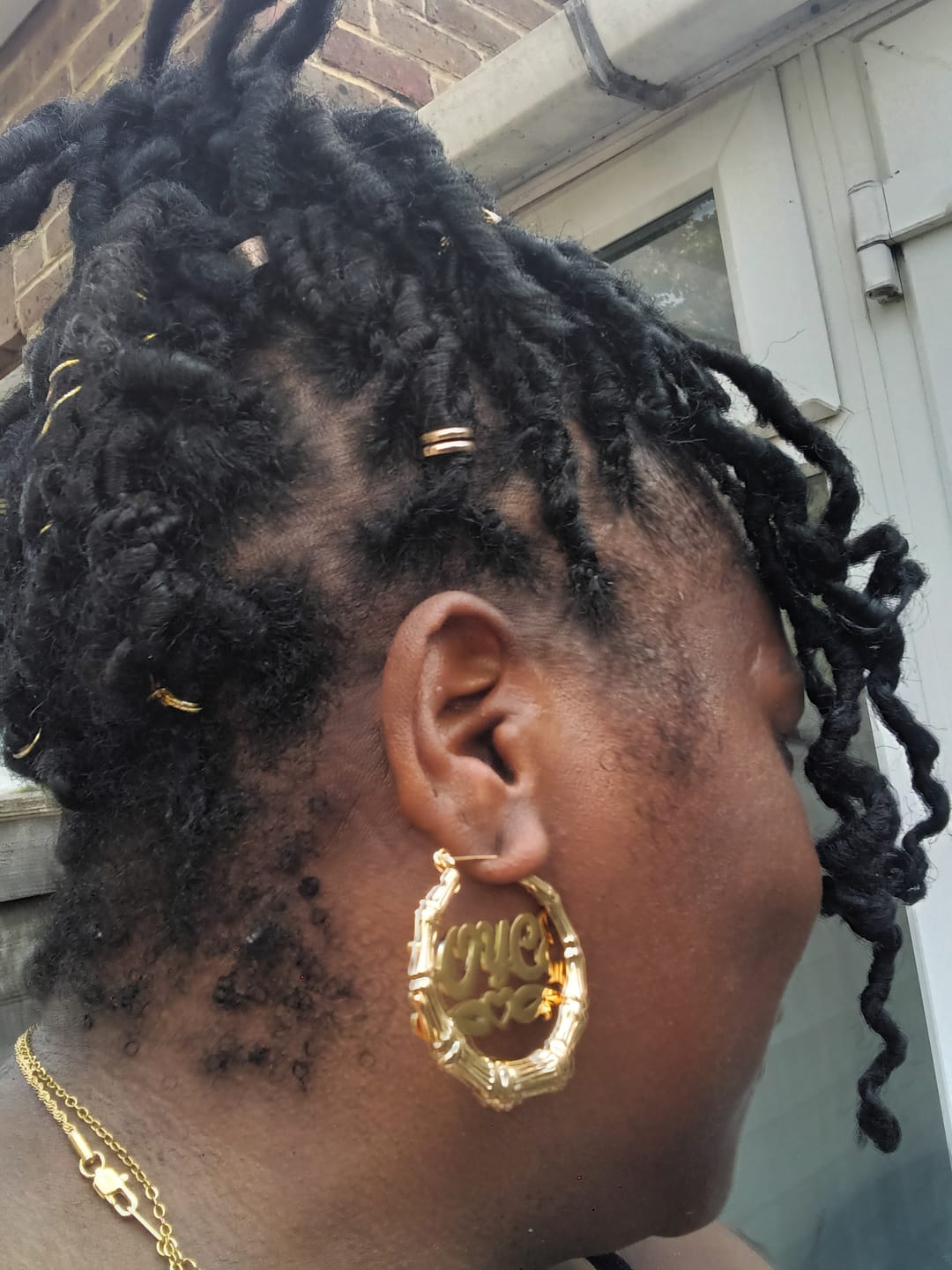 Customer photo review of Heart Name Bamboo Hoop Earrings