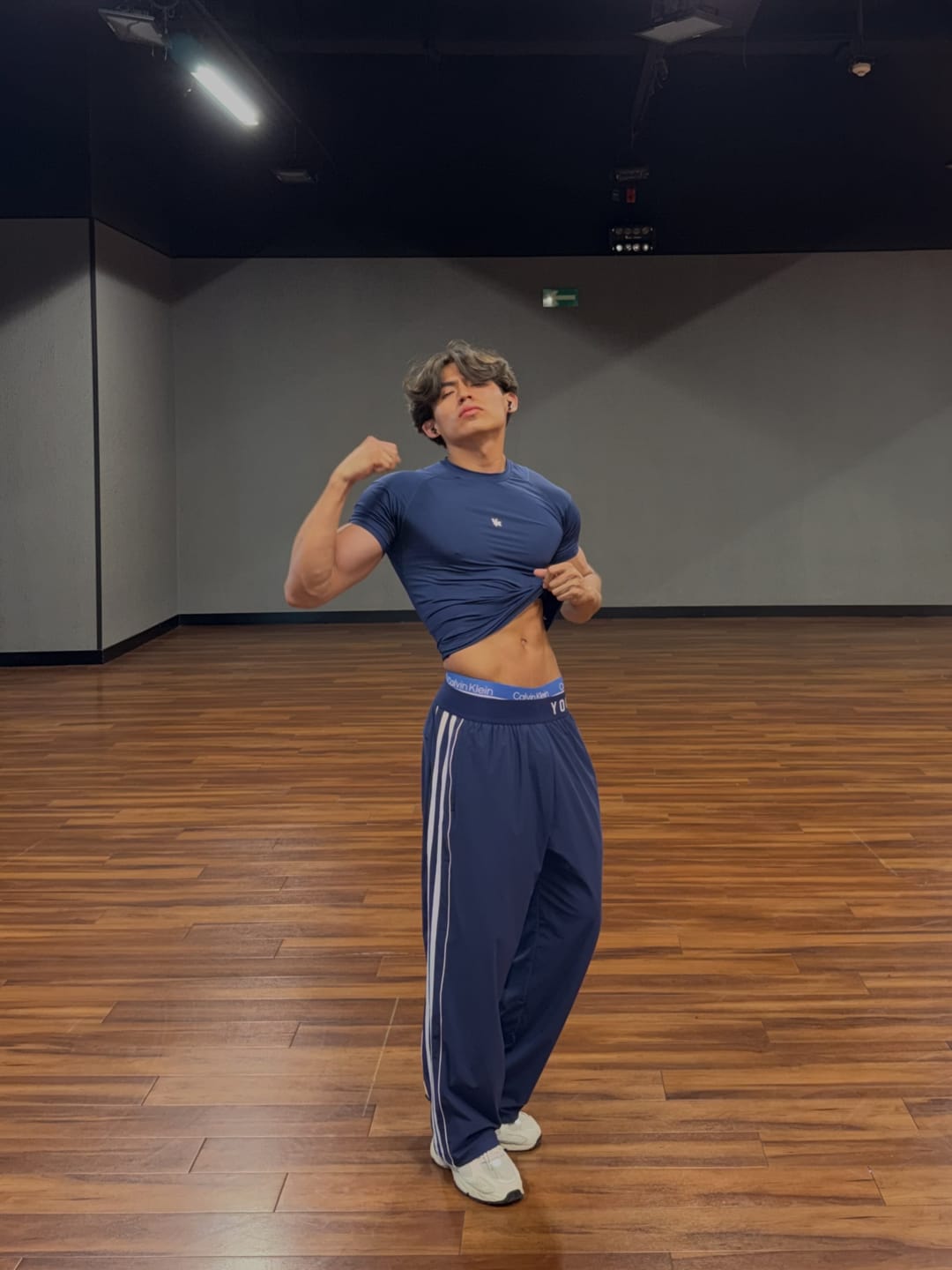 Customer photo review of 2024 - Lite Velocity Fitness Pants