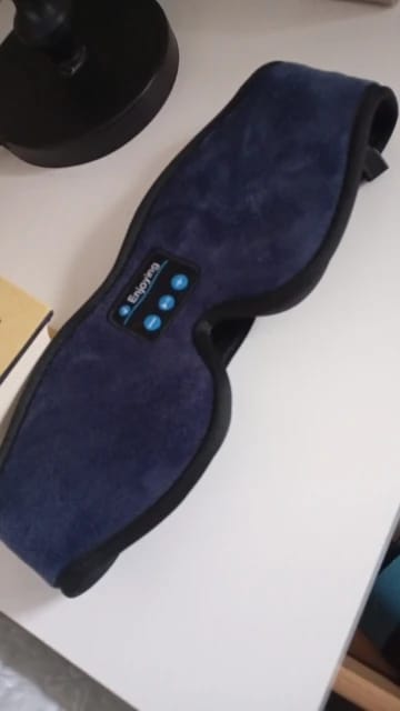 Customer photo review of Clineto Enjoying – Antifaz Bluetooth 3 en 1 para Dormir