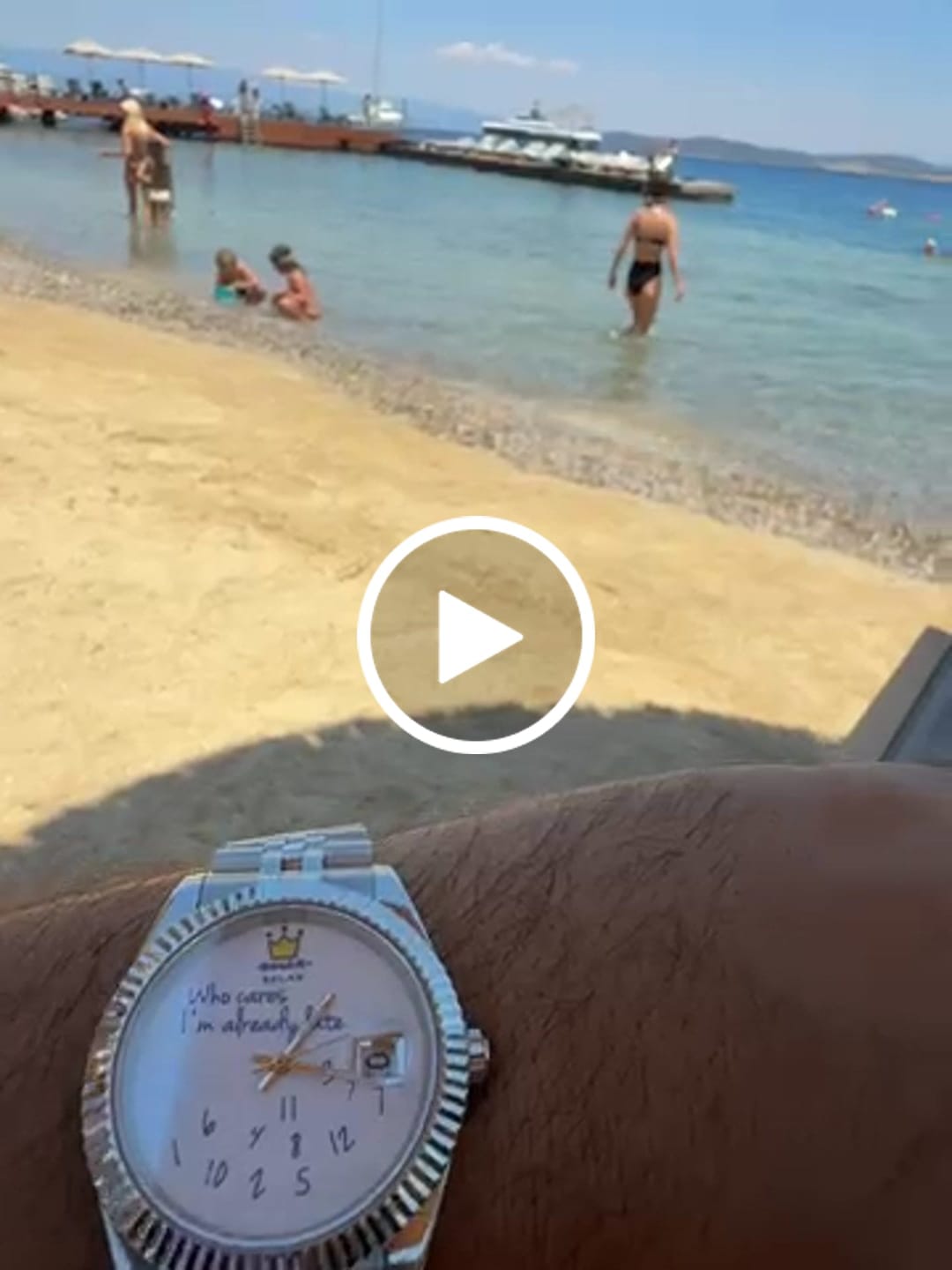 Customer video review of EONDATE MAXI CLASSIC WATCH