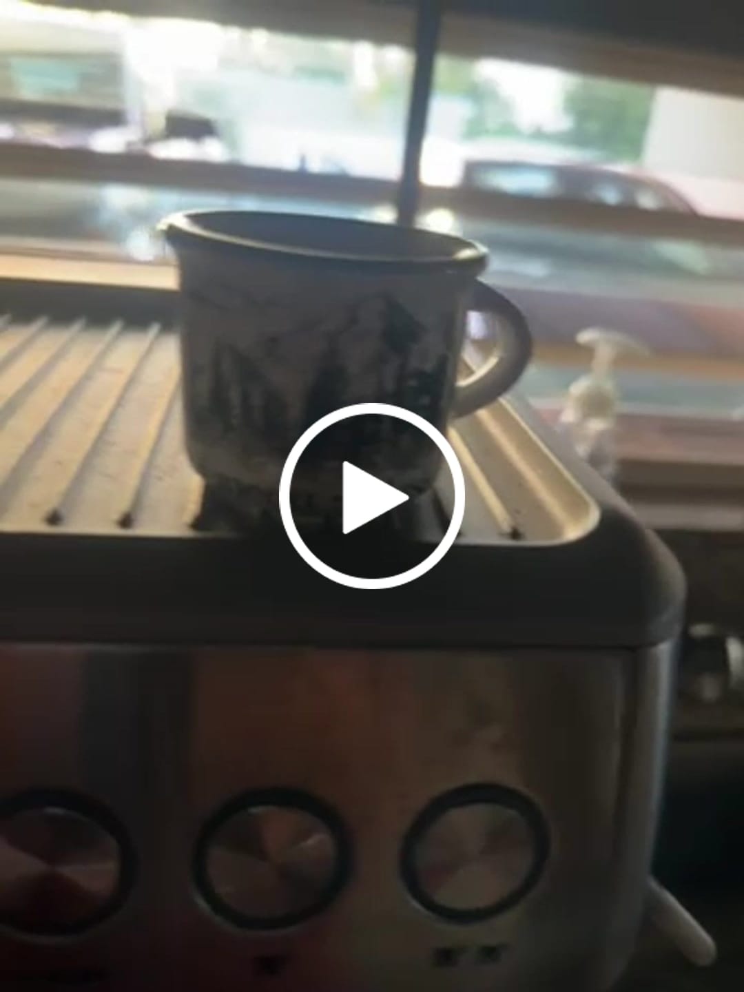 Customer video review of Café Hacienda Doka Peaberry AA