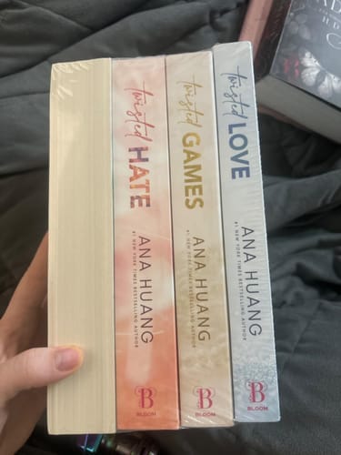 Customer photo review of Twisted Series