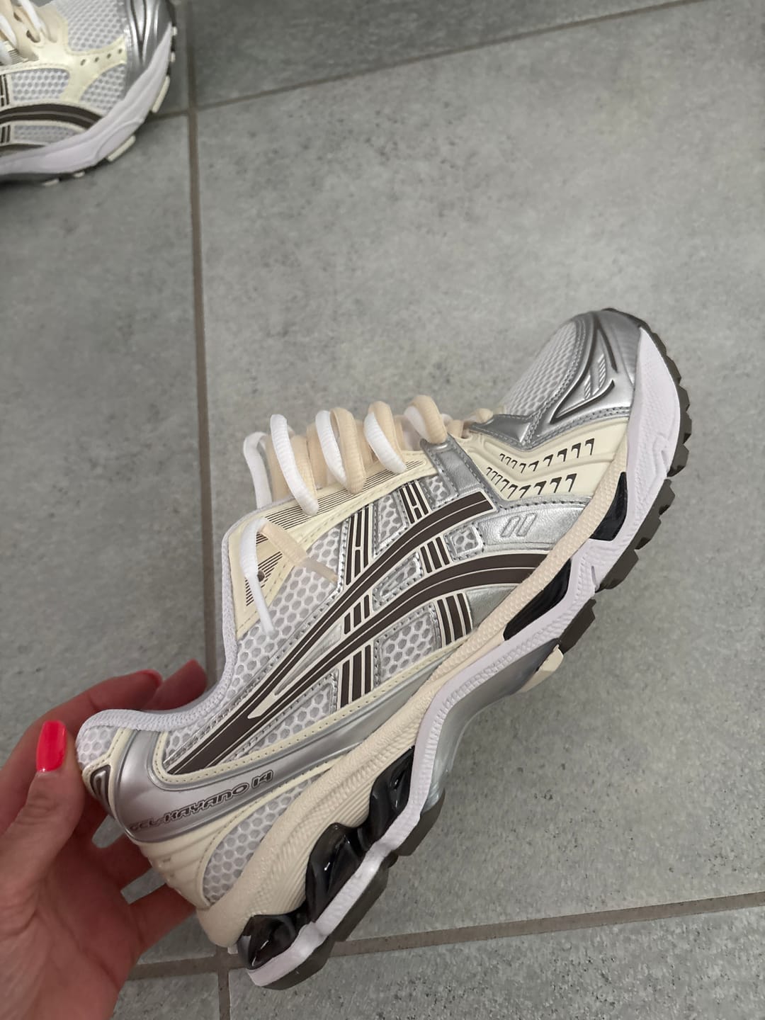 Customer photo review of GEL-KAYANO 14 White Ivory - Double Laces