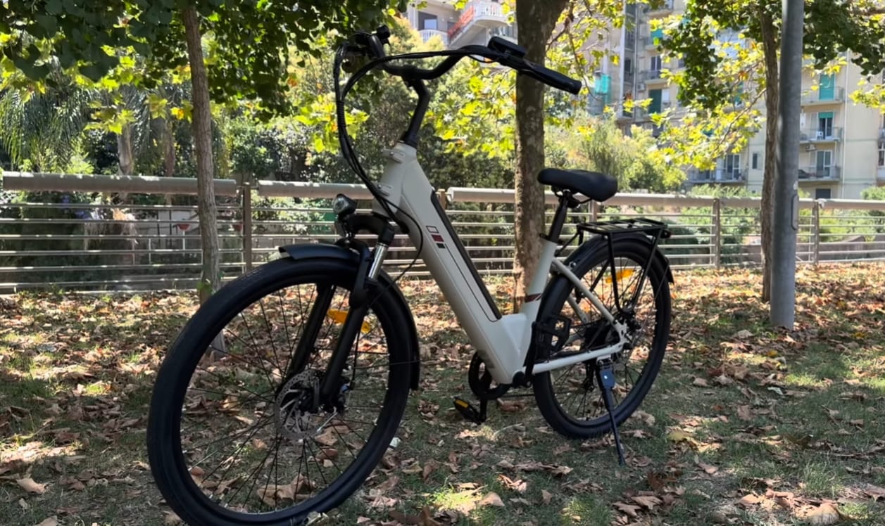 Customer photo review of Touroll J2 ST Electric Bike