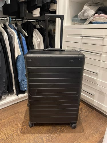 Customer photo review of Carry-On: Aluminum