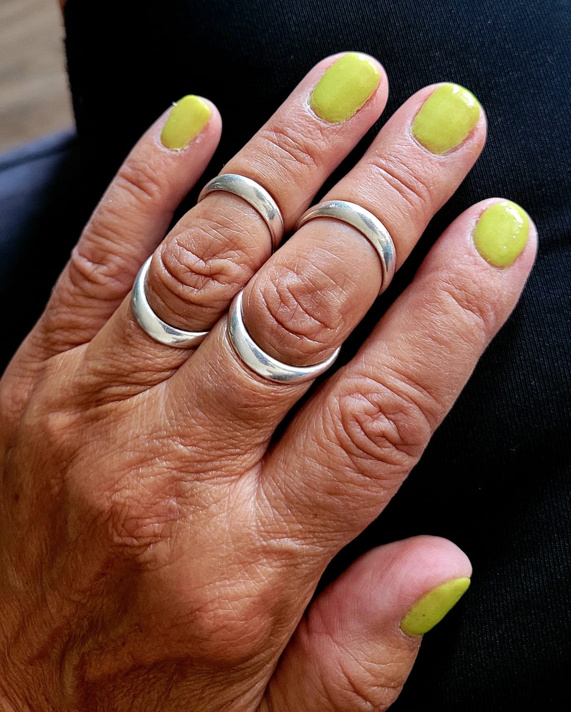 Customer photo review of Neon Yellow Dipping Powder