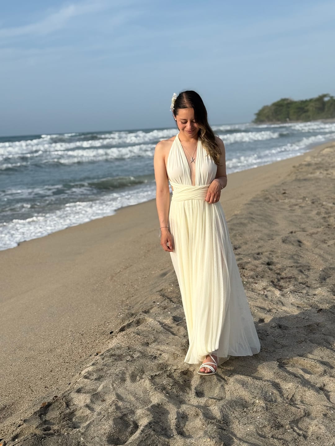 Customer photo review of Vestido Hydra Marfil
