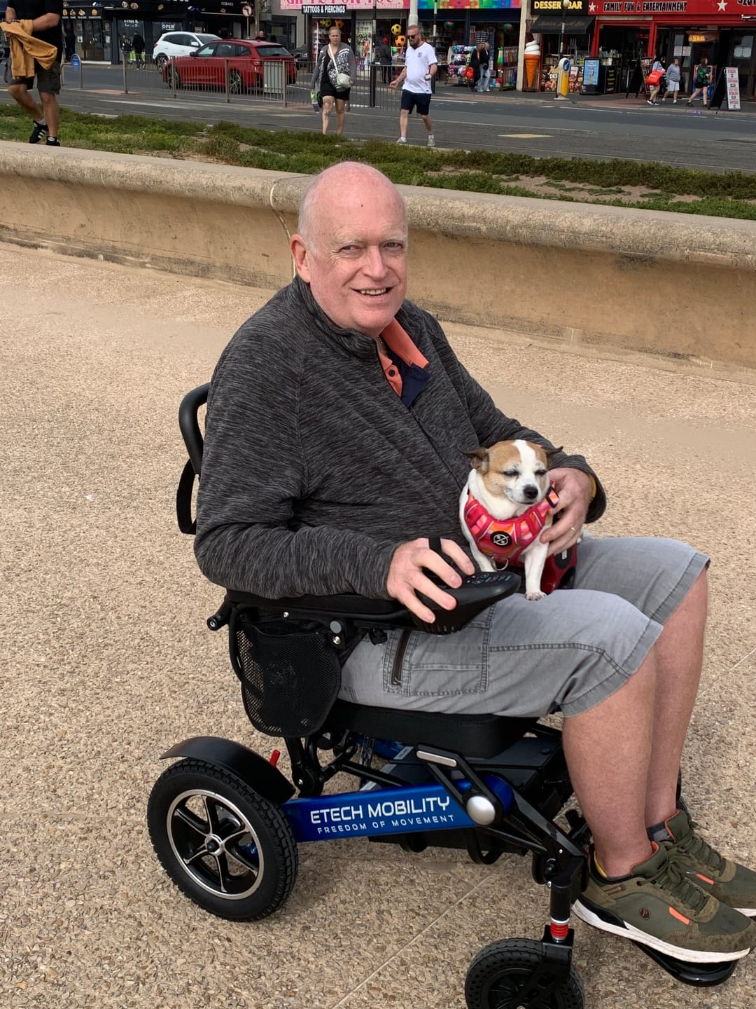Customer photo review of Folding Lightweight Powerchair | Wide-Seat Freedom Pro ST