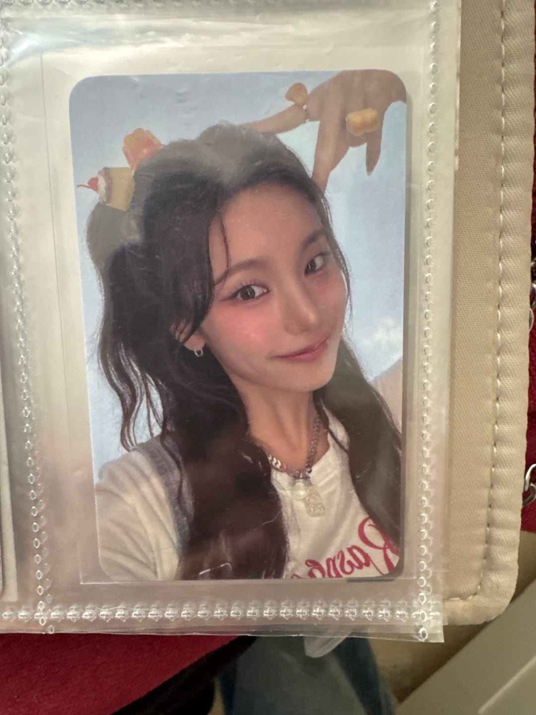 Customer photo review of K-POP BLIND RANDOM PHOTOCARD