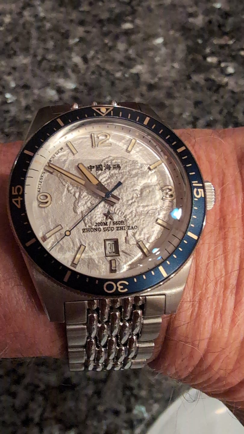 Customer photo review of 1984 Antarctic Expedition Relief Dial 200m Dive Watch Special Edition 40mm