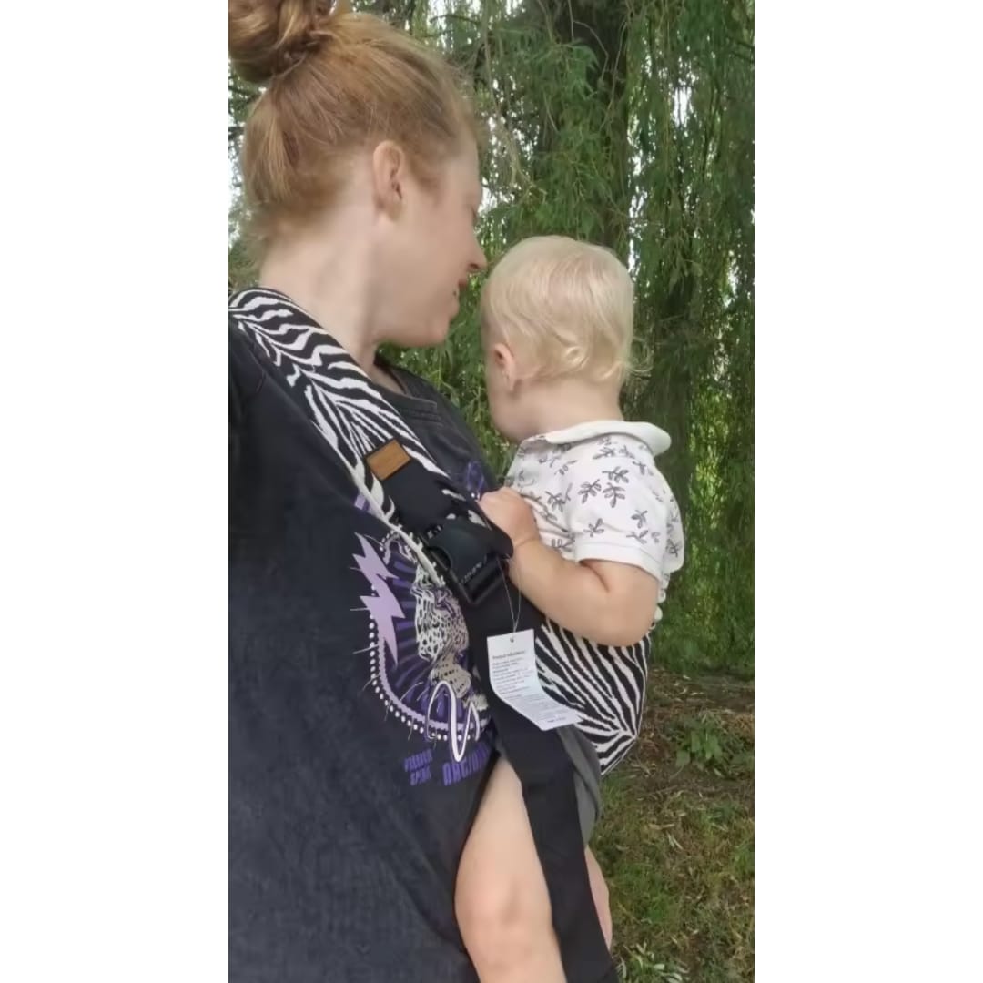 Customer photo review of Little Ripper™ Toddler Carrier