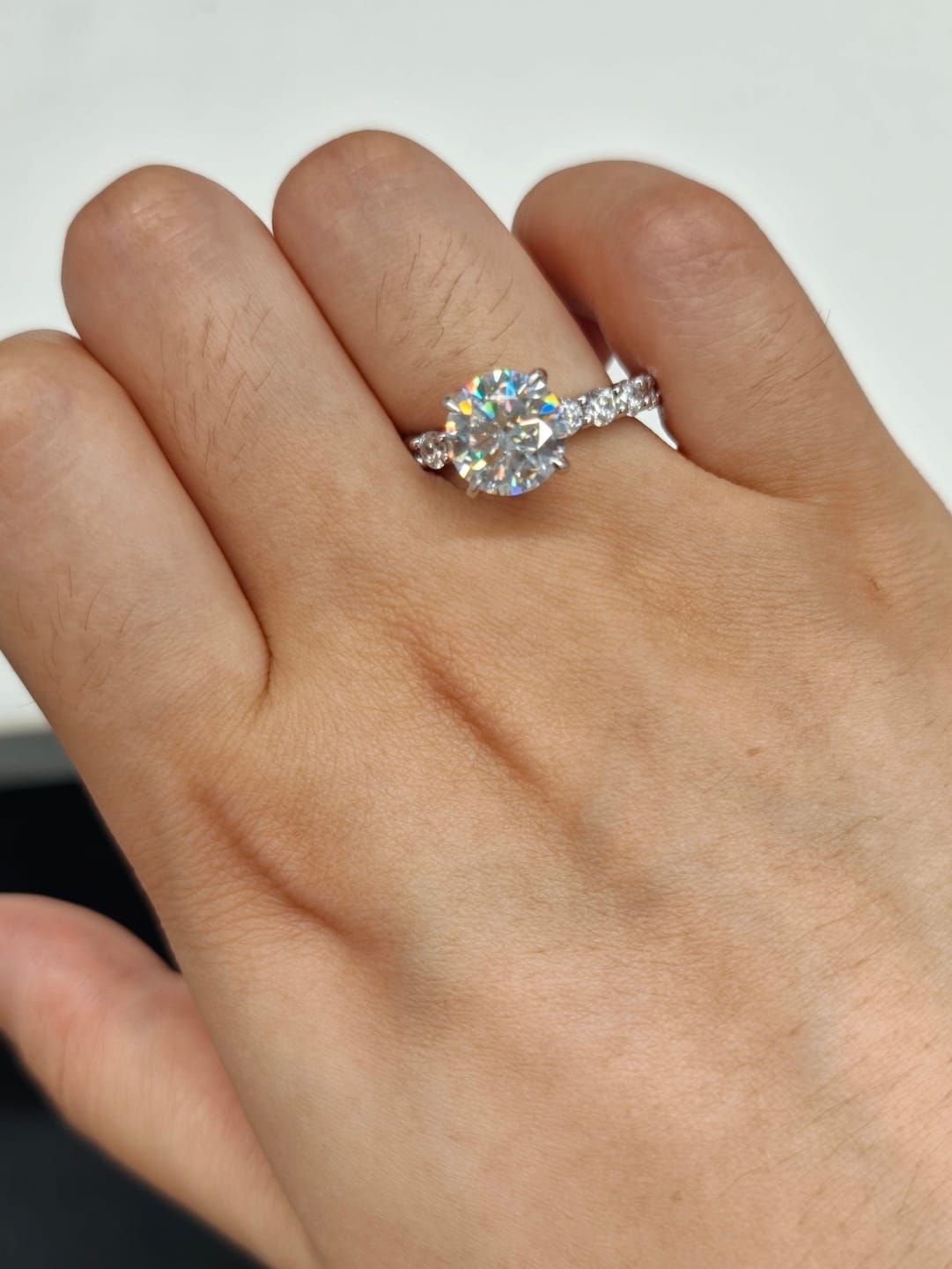Customer photo review of Rodiffy Moissanite 2.0Ct~4.0 Ct Round Engagement Ring -4 Prong Setting
