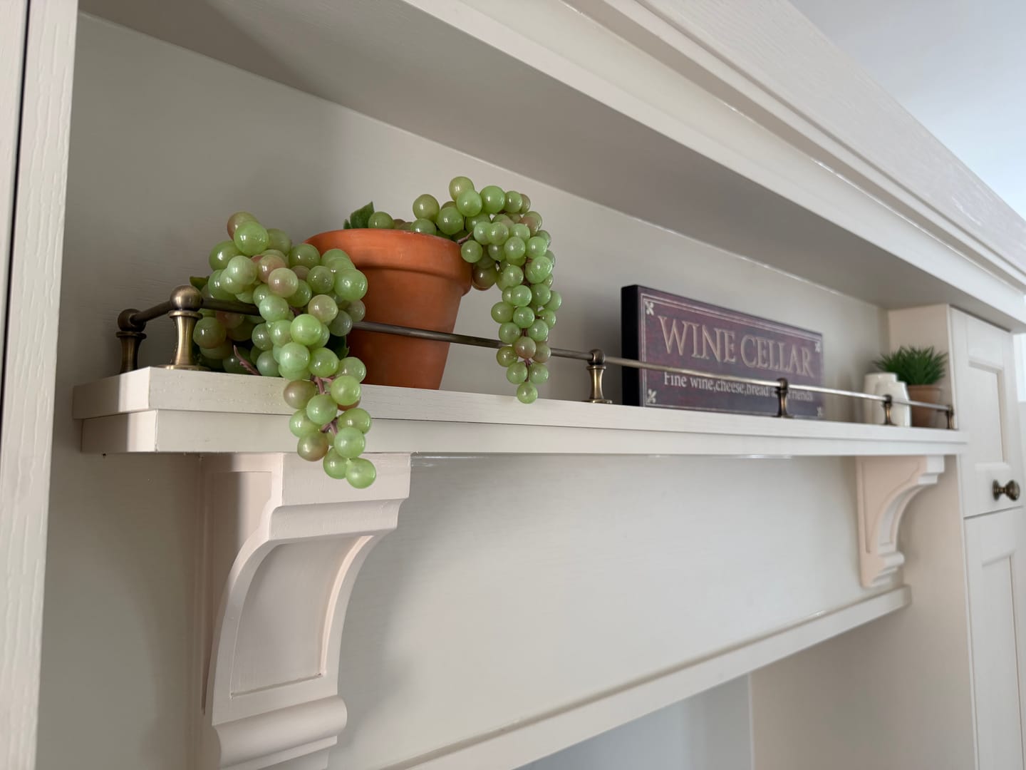 Customer photo review of Classic Gallery Shelf Rail | Aged Brass