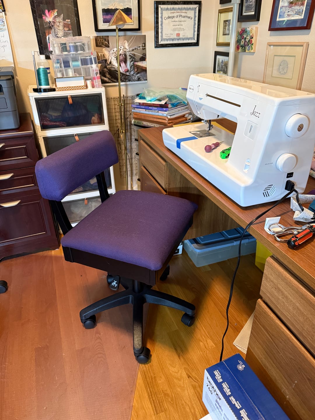 Customer photo review of Arrow Hydraulic Sewing Chair