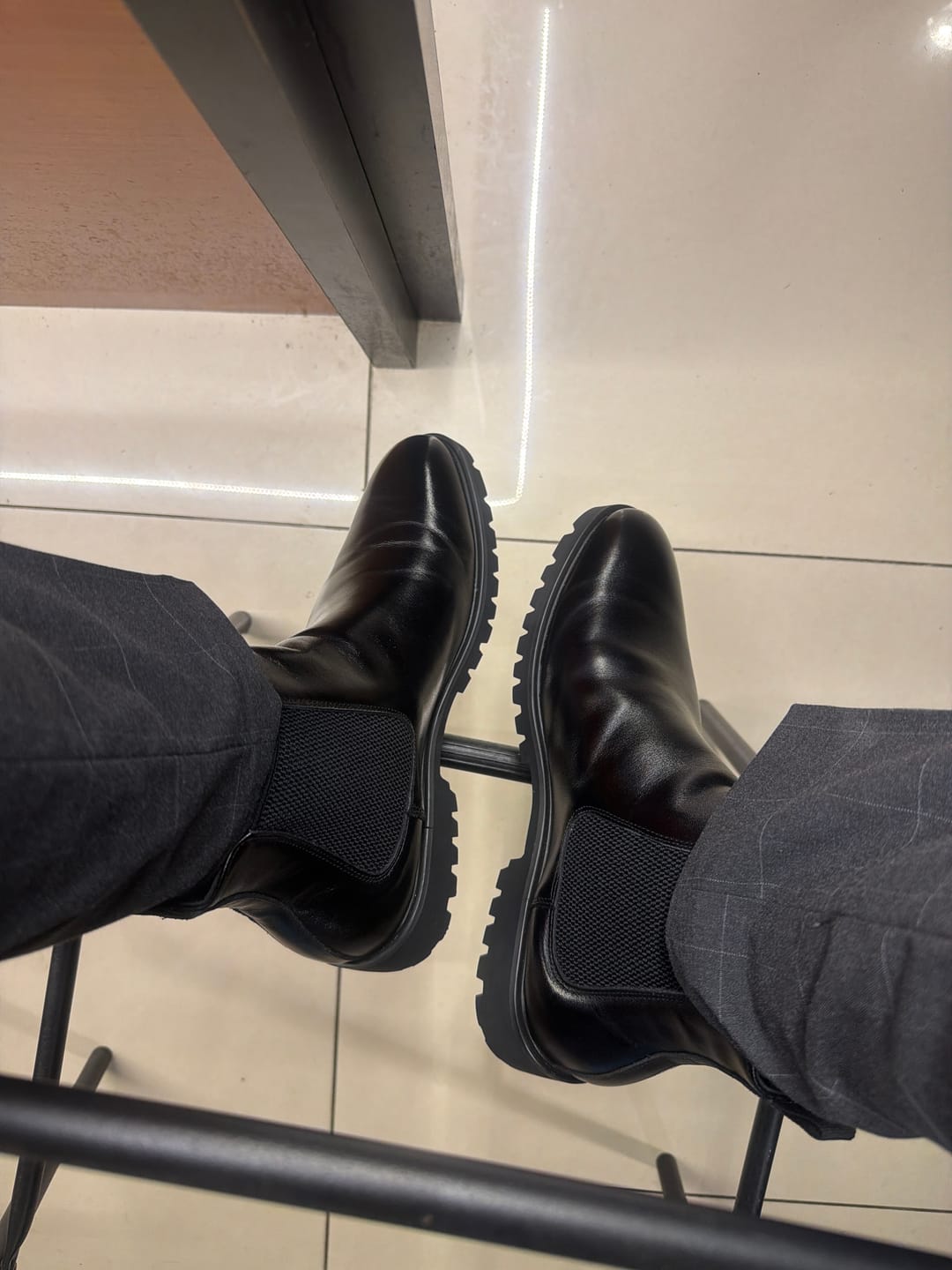 Customer photo review of Braxon Chelsea Boots - Solid Black (Brava Sole)