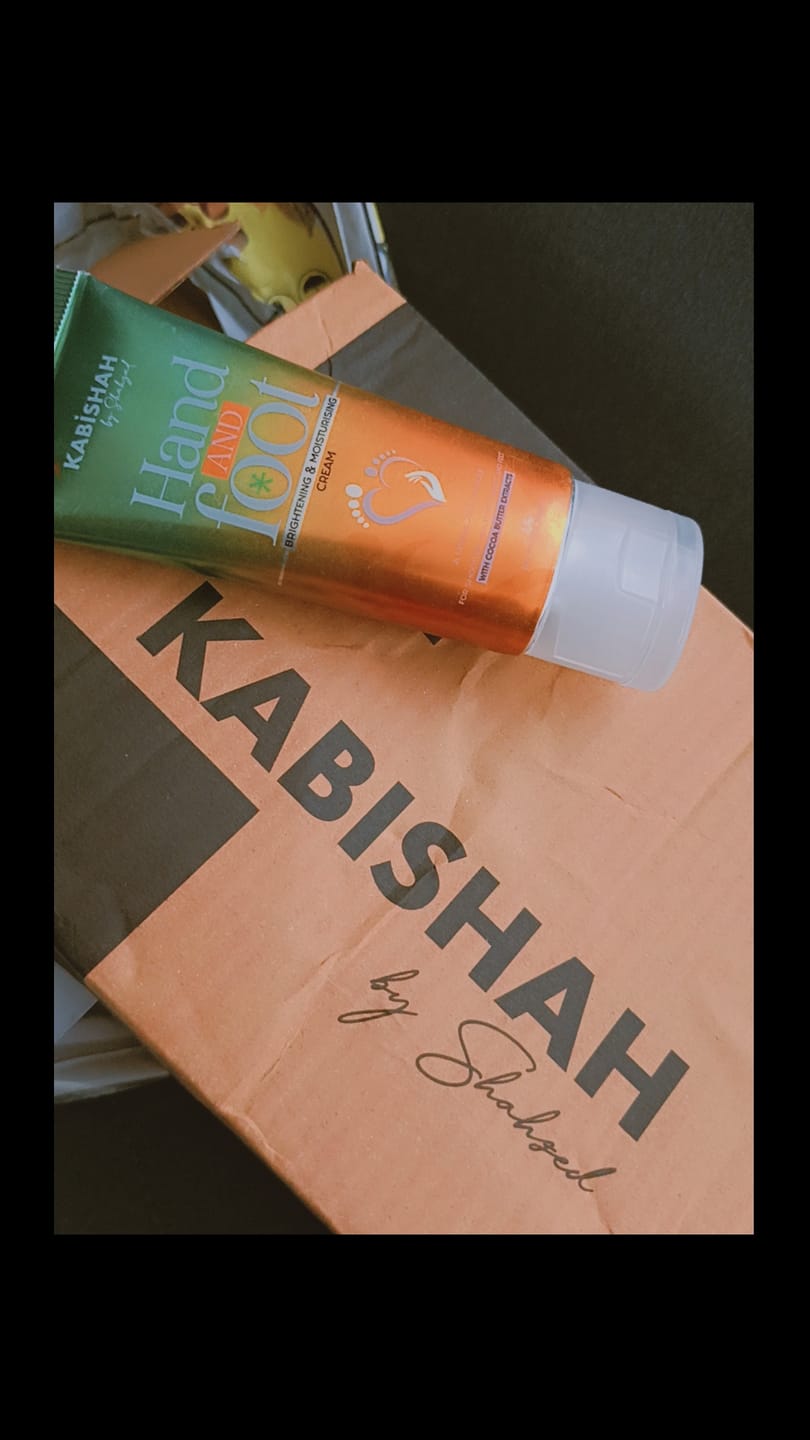Customer photo review of Hand & Foot Brightening Bundle