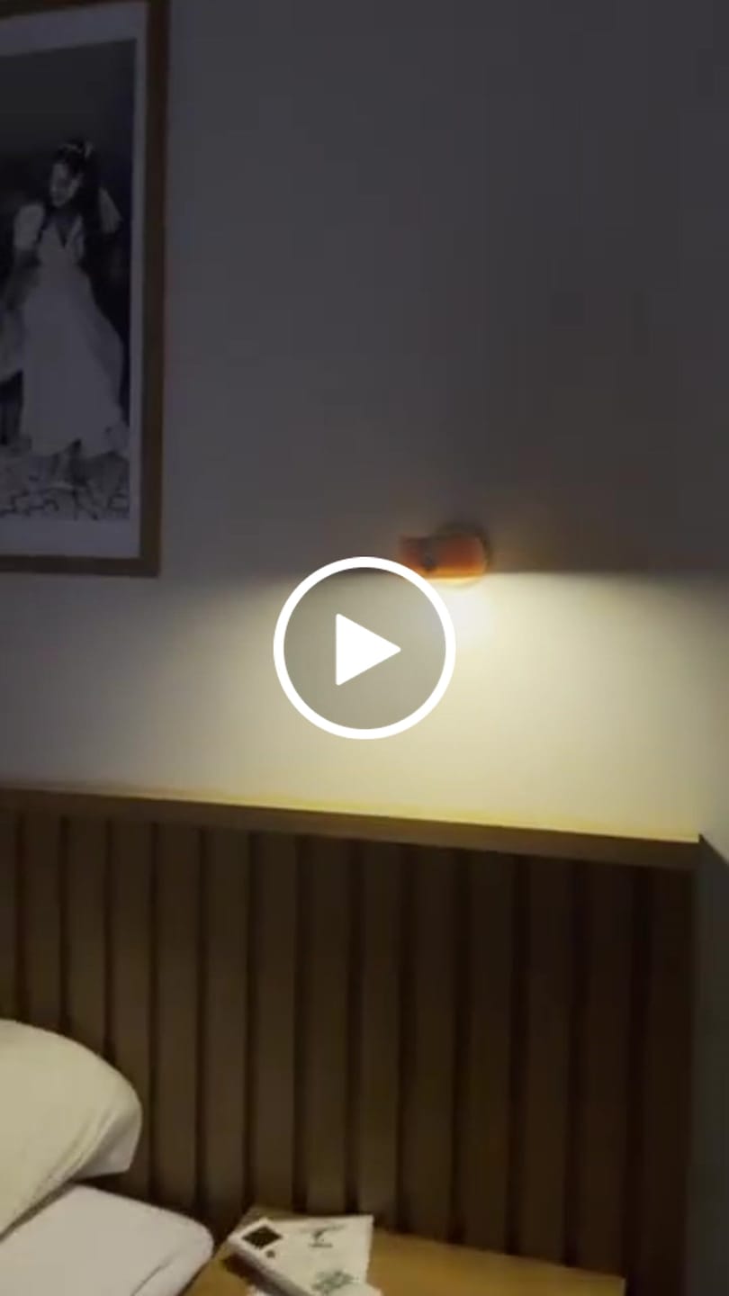 Customer video review of Arandela de Parde Sem Fio Inteligente Led