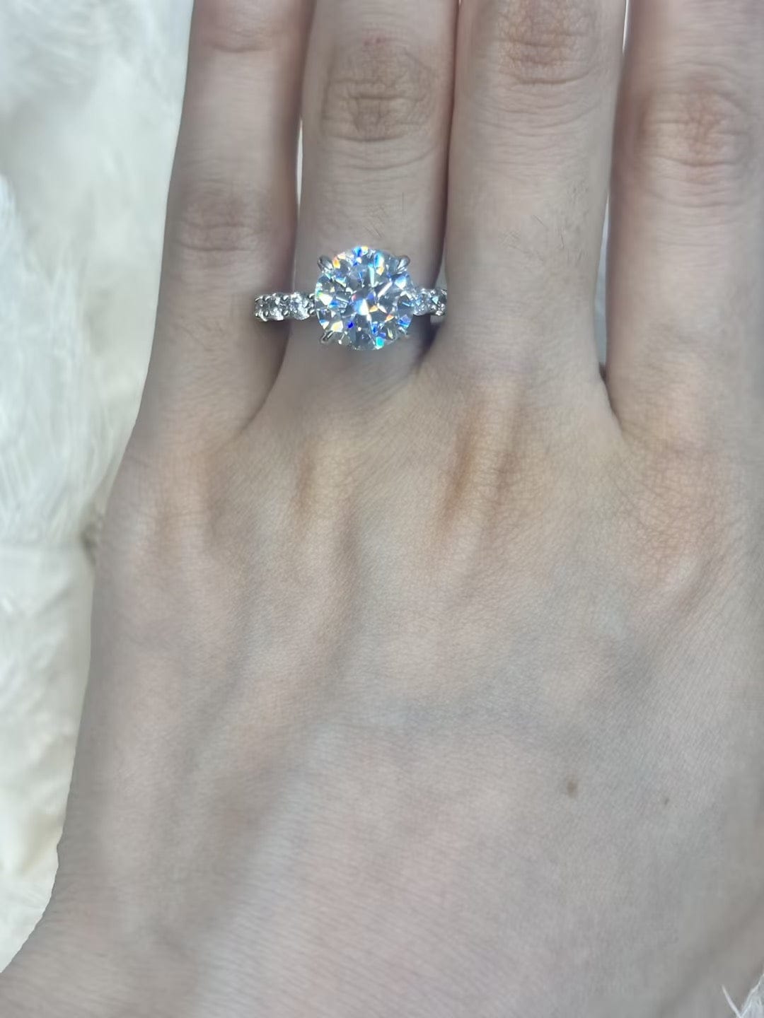 Customer photo review of Rodiffy Moissanite 2.0Ct~4.0 Ct Round Engagement Ring -4 Prong Setting