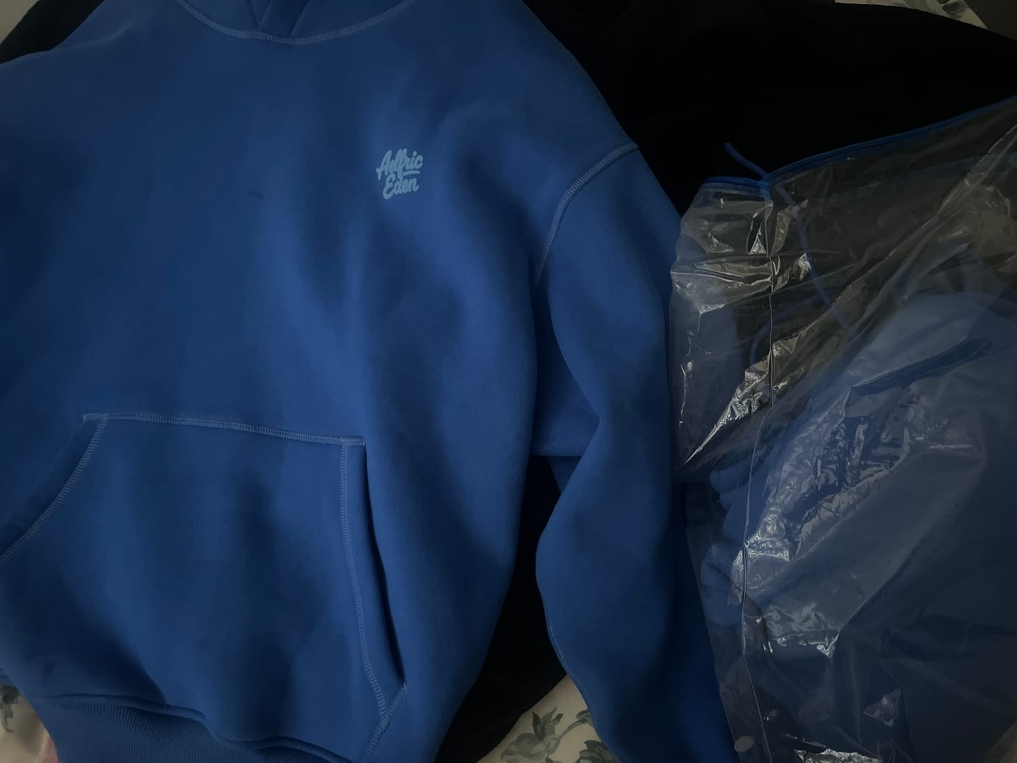 Customer photo review of Soufflé Baggy Hoodie Sets