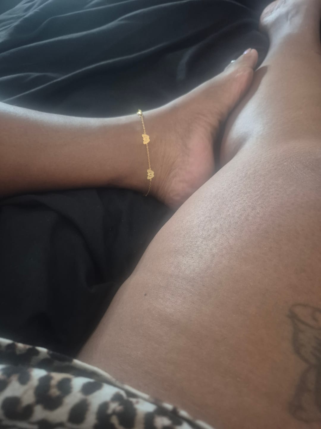 Customer photo review of Butterflies Anklet