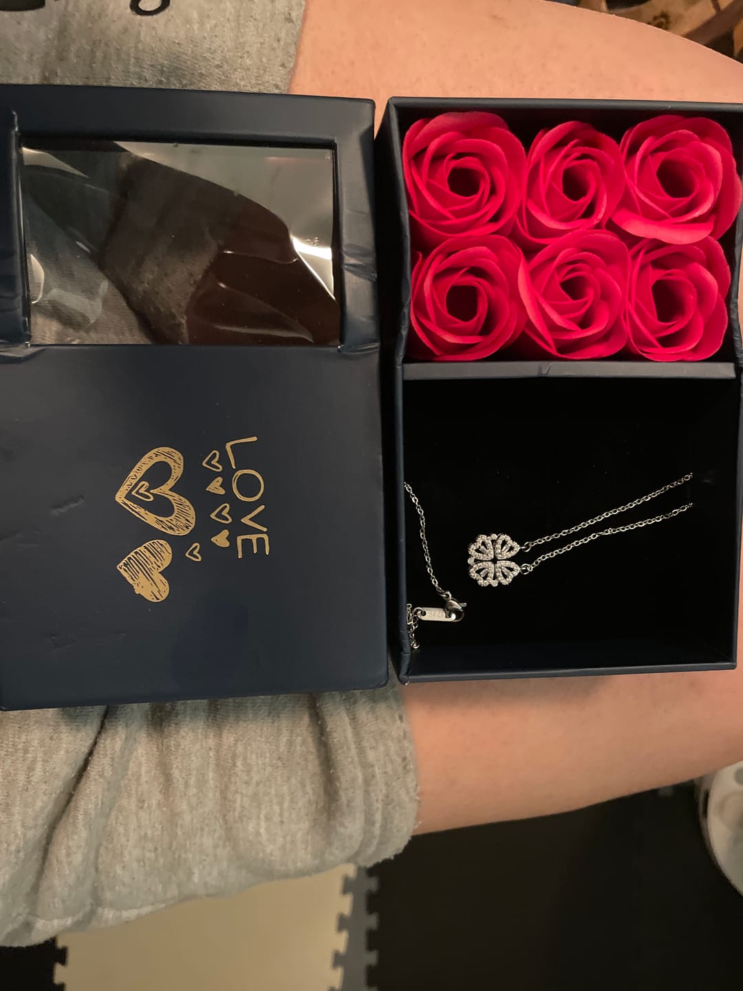 Customer photo review of クローバーハートネックレス | 愛と幸運の証