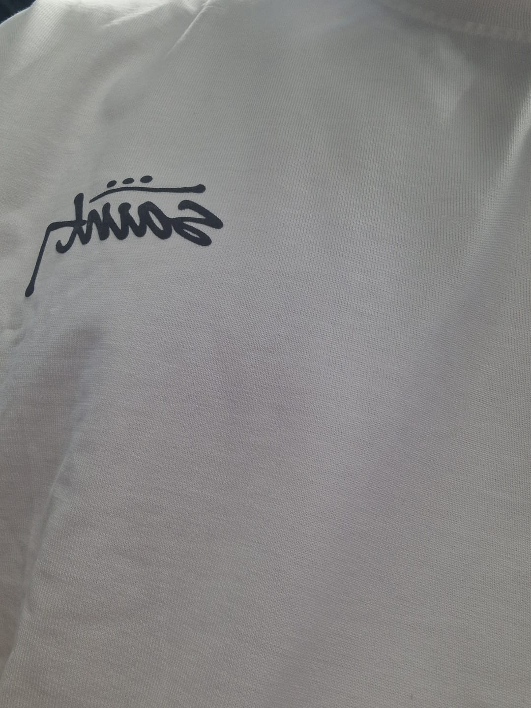 Customer photo review of T-shirt beige cœur blanc