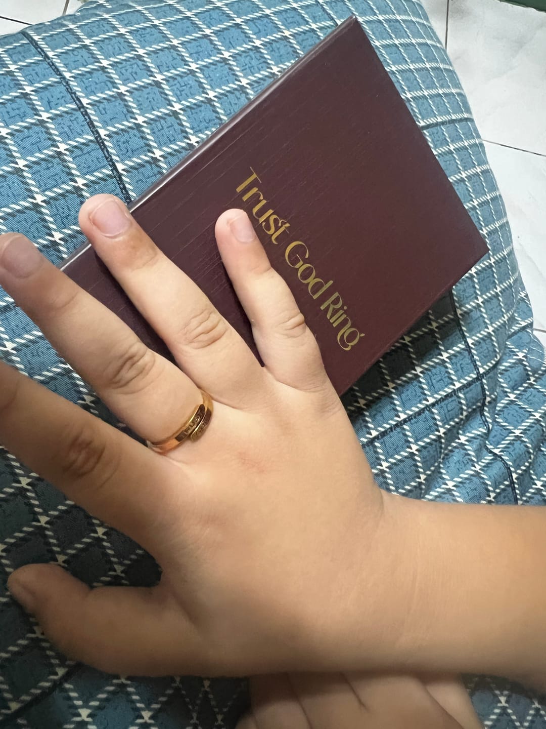 Customer photo review of Gold Trust God Ring (Adjustable size)
