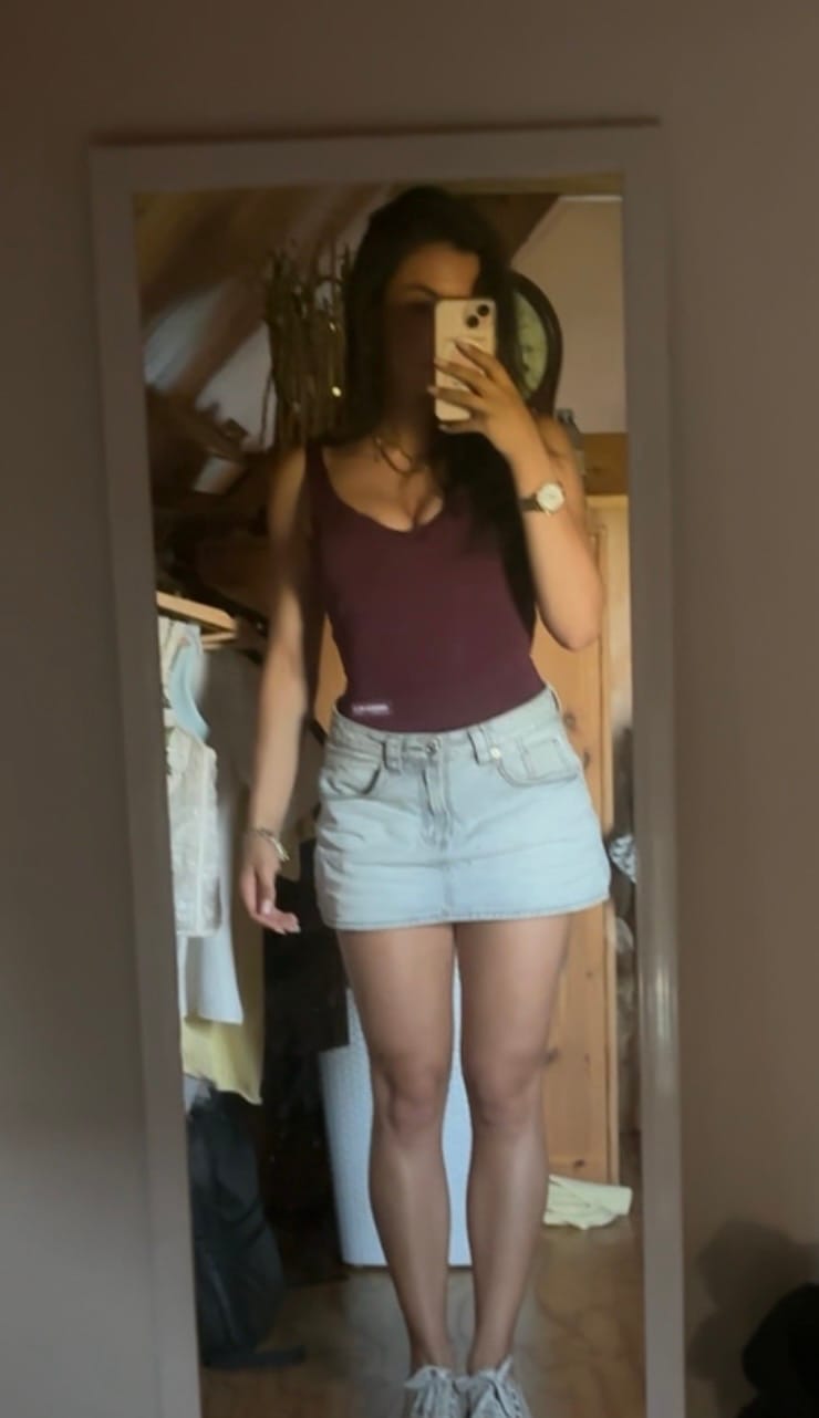 Customer photo review of LABEL BODYSUIT DARK PLUM