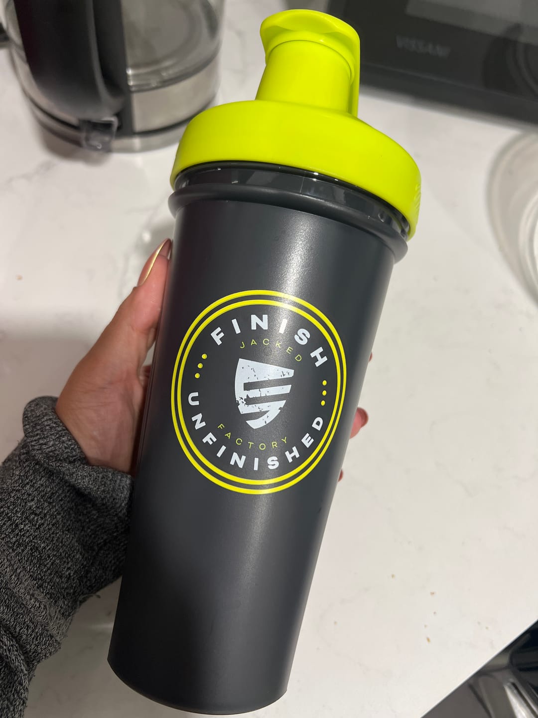 Customer photo review of JACKED FACTORY | FINISHED-UNFINISHED BLENDER BOTTLE - 28 Oz