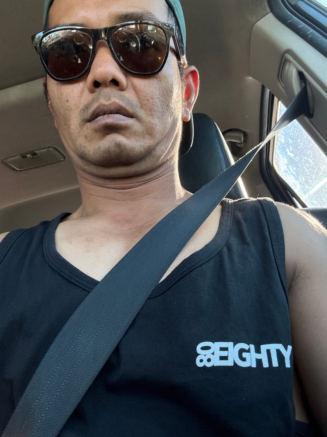 Customer photo review of 80Eighty® Classy Tank