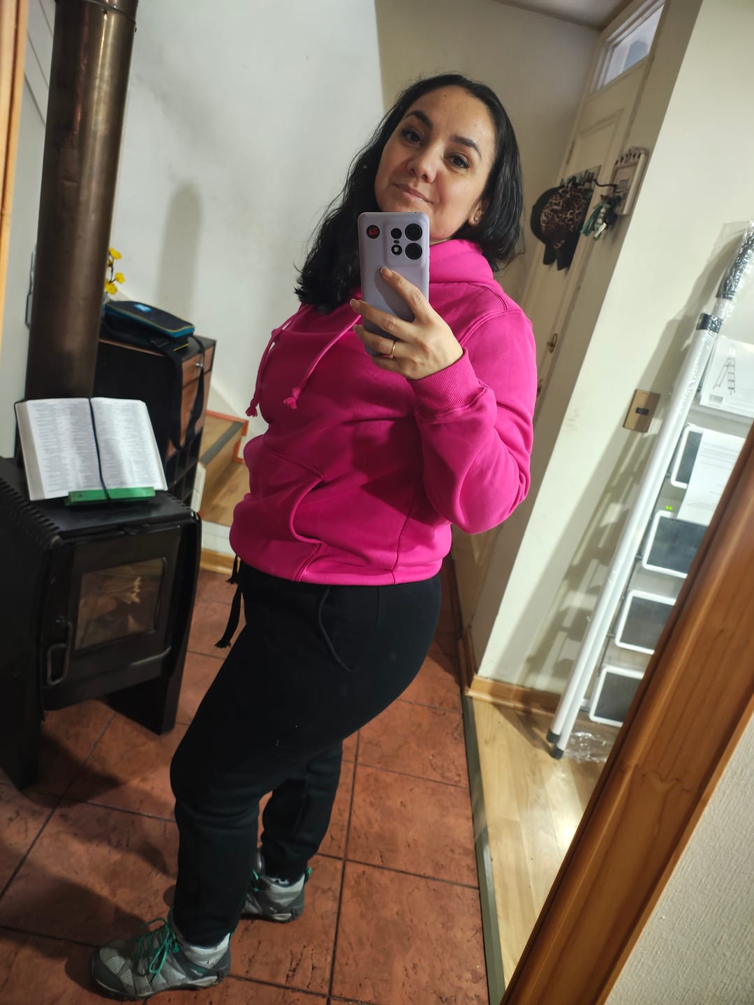 Customer photo review of Polerón con Gorro - Fucsia