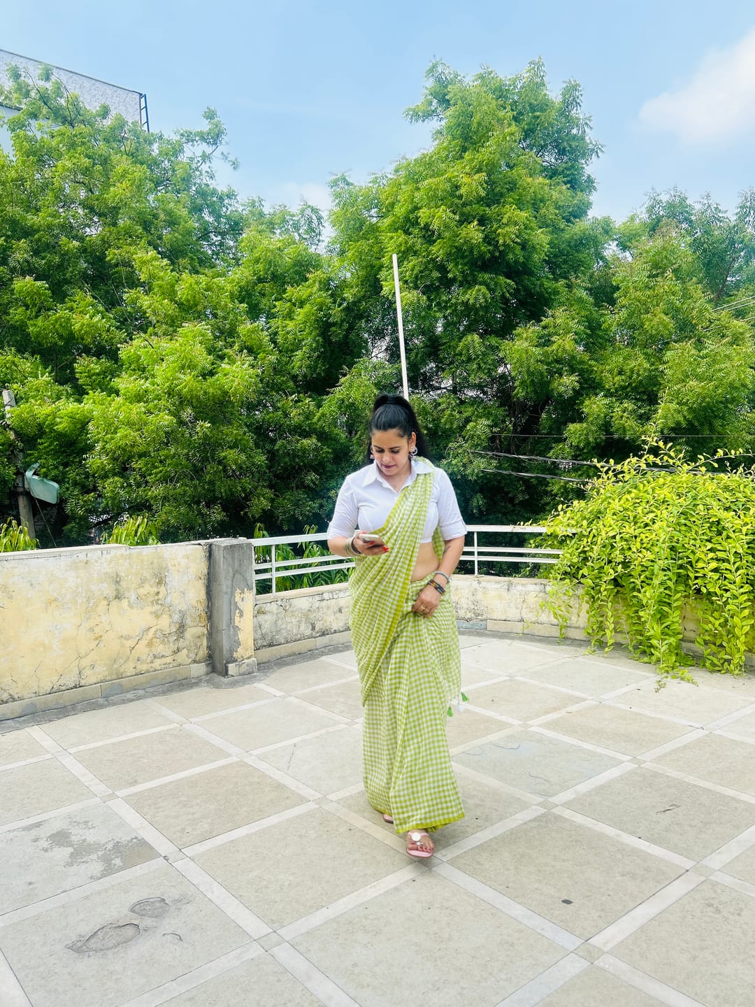 Customer photo review of Gingham Check Green Mulmul Cotton Saree