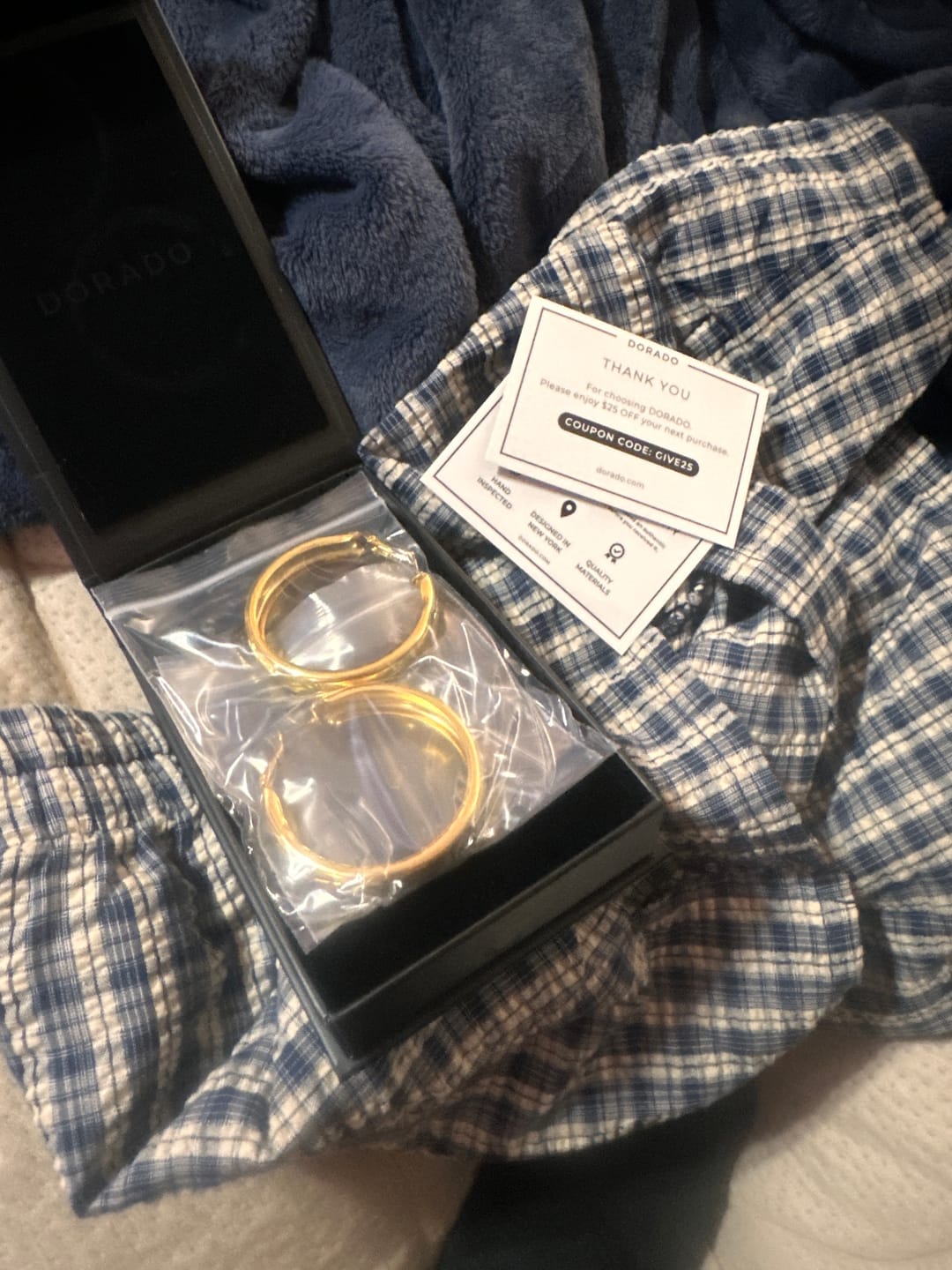 Customer photo review of Chunky Hollow Hoop Earrings