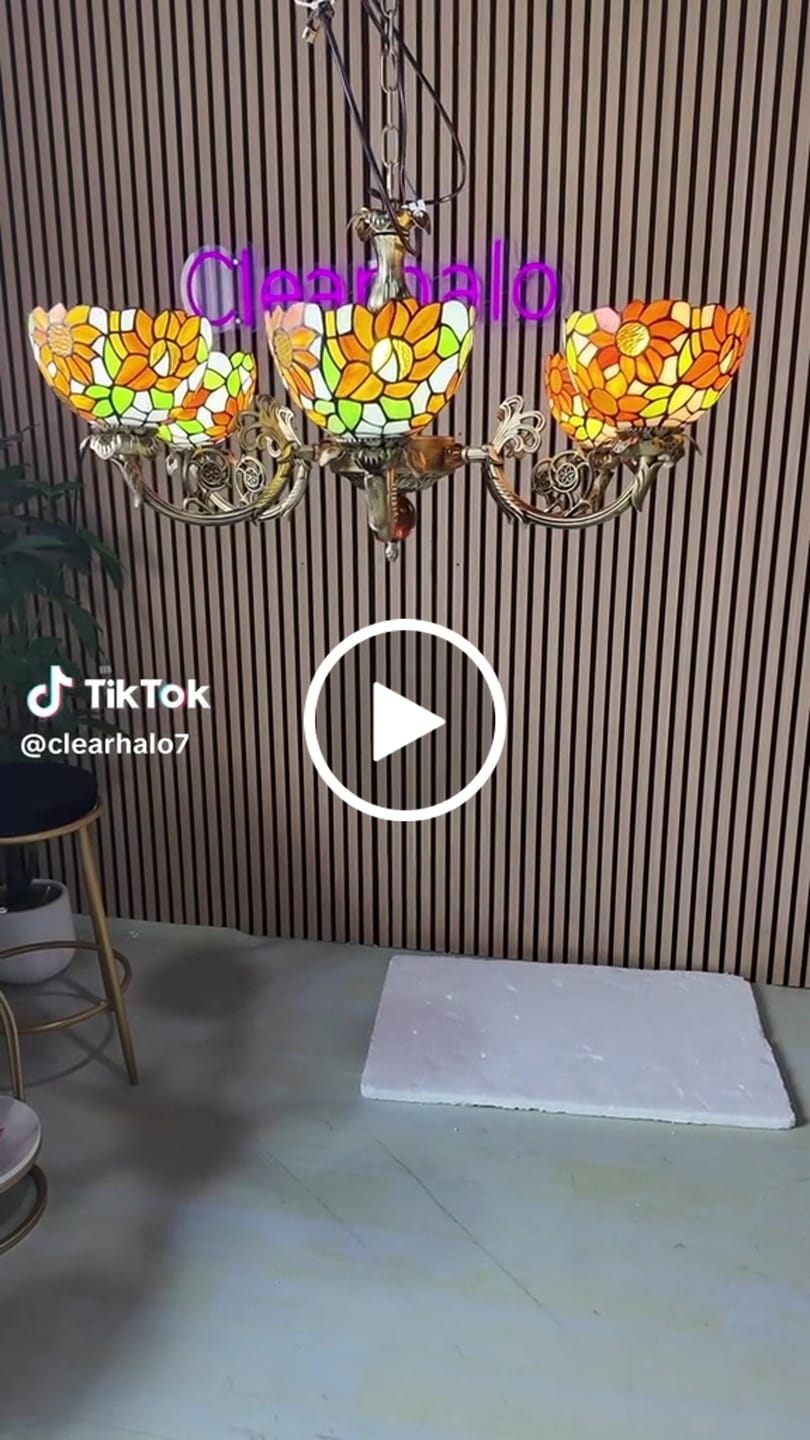 Customer video review of Large Chandeliers for Living Room, 6-Lights Sunflower Pendant Lighting with Stained Glass Shade Tiffany Style