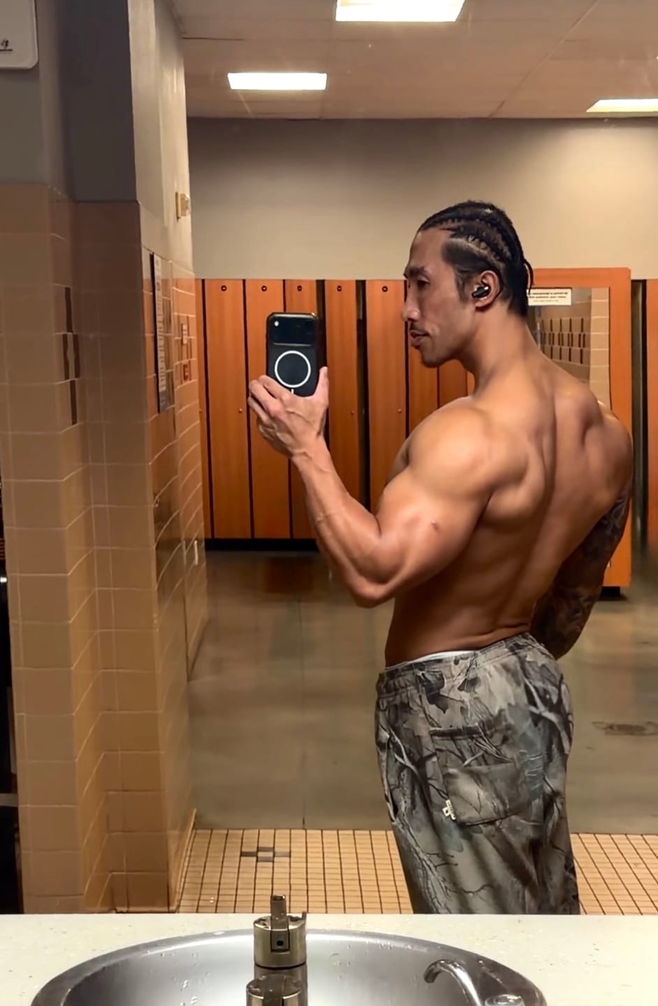 Customer photo review of 2063 - Tree Camo Collection - Baggy Joggers