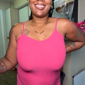 Customer photo review of The Custom Signature Name Necklace