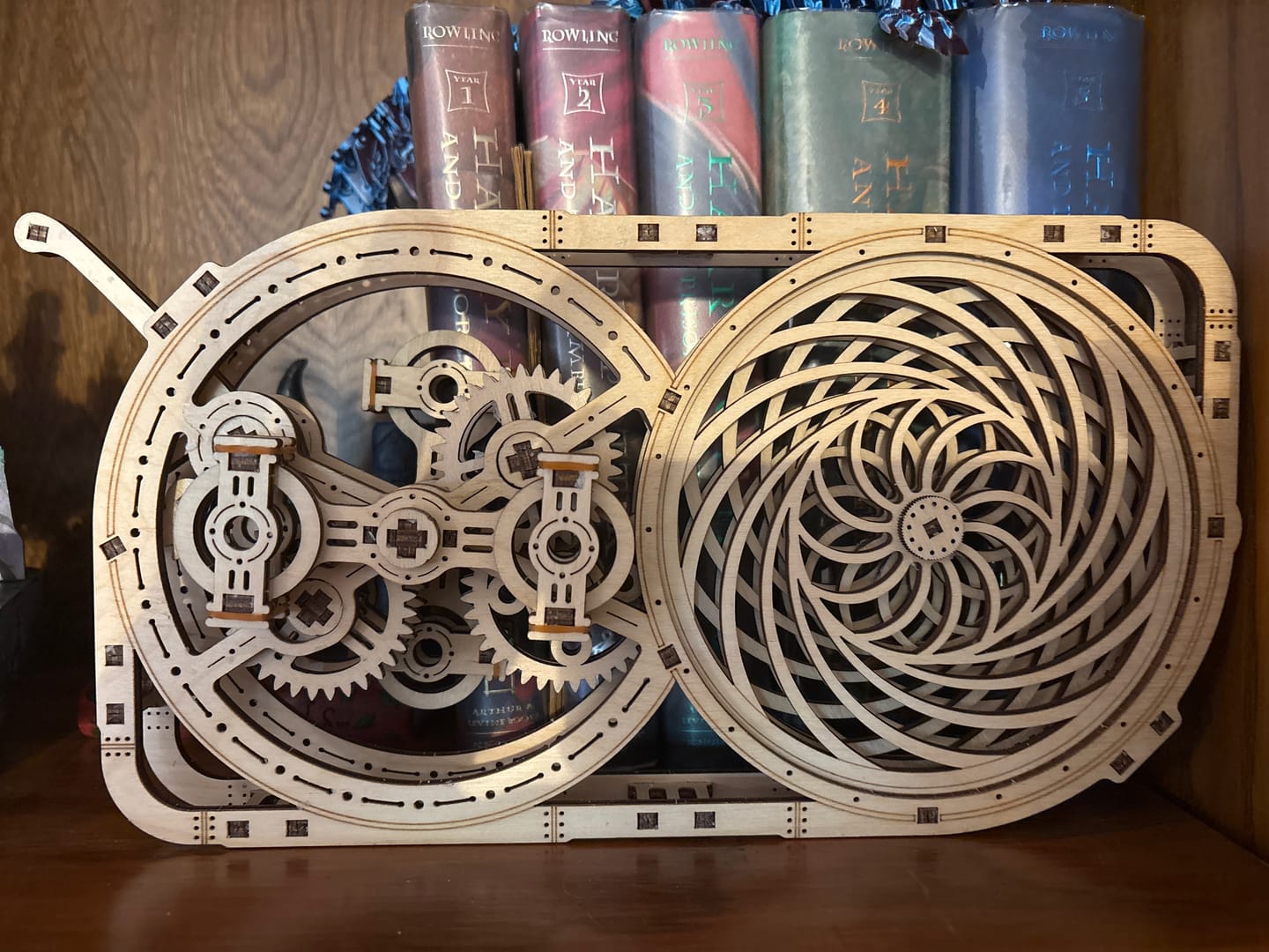 Customer photo review of Rokrgeek Kinetic Picture 3D Wooden Puzzle