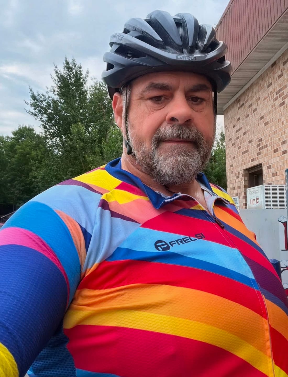 Customer photo review of Color Carnival | Men's Short Sleeve Cycling Jersey