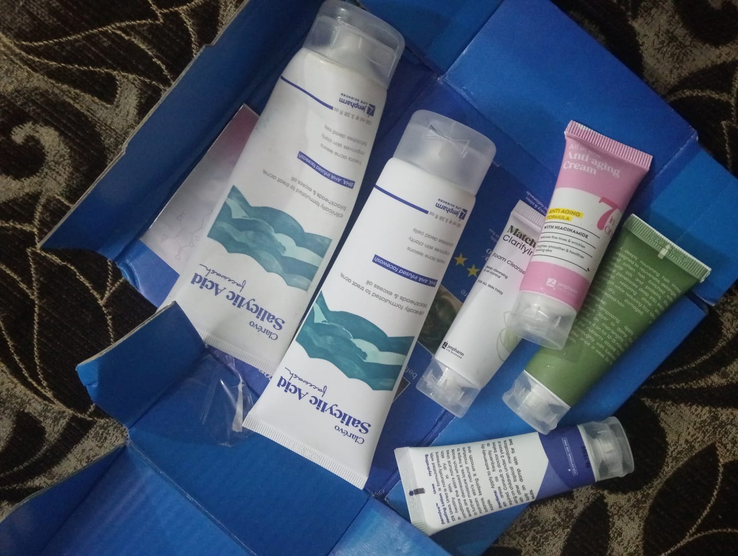 Customer photo review of Clarevo Salicylic Acid Facewash