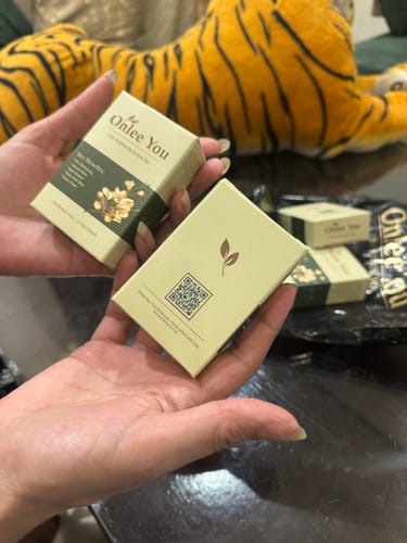 Customer photo review of Onlee You – Skin Brightening & Glow Bar