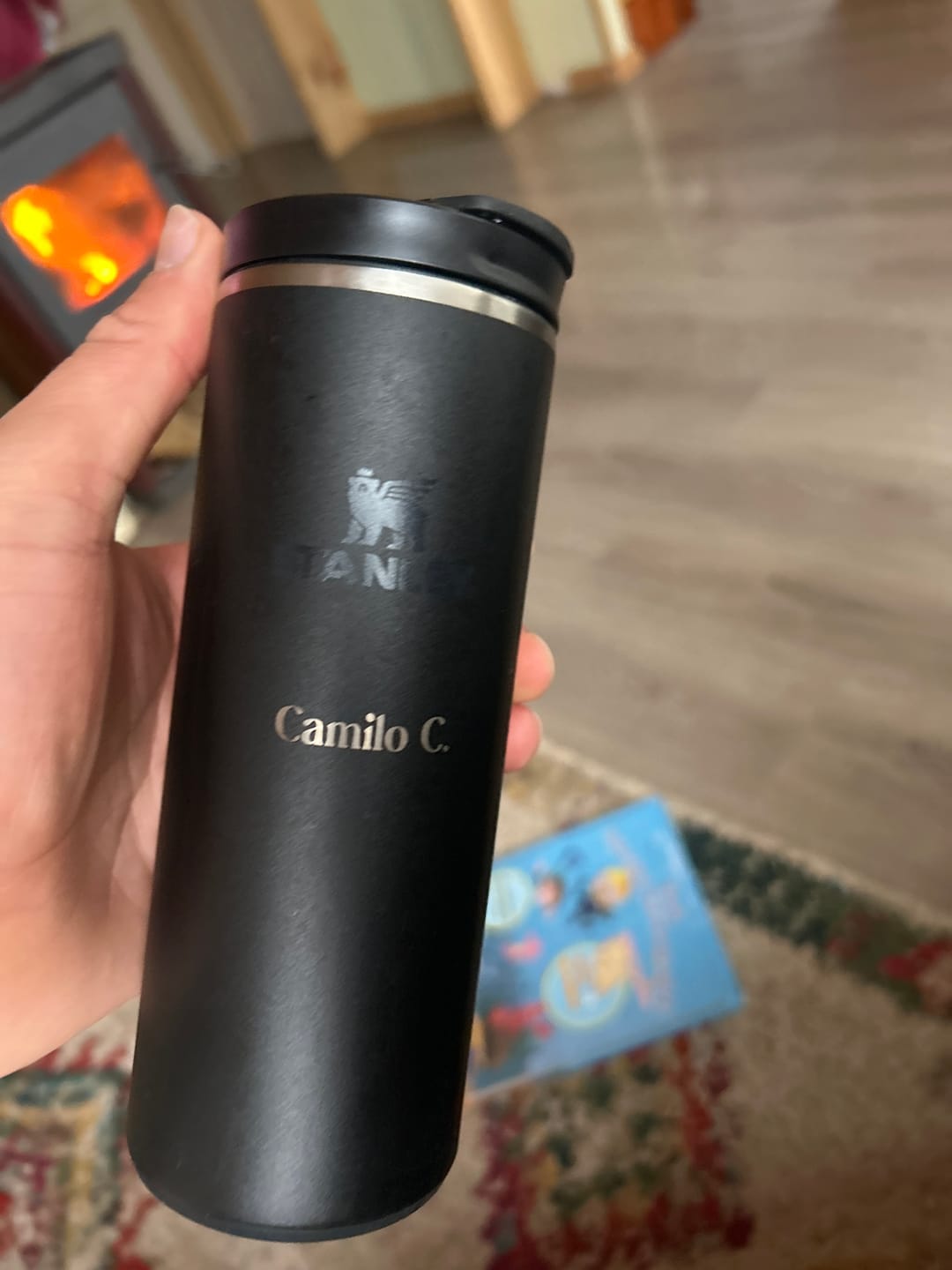 Customer photo review of Botella Térmica Flip Top Mug Black 2.0 | 354 ml