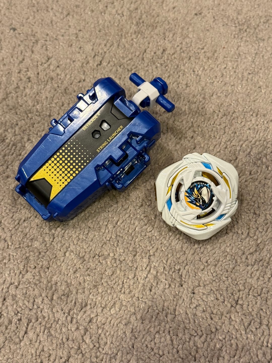 Customer photo review of [Pre-Order] Takara Tomy Beyblade X UX-20 Starter Glory Valkyrie LF