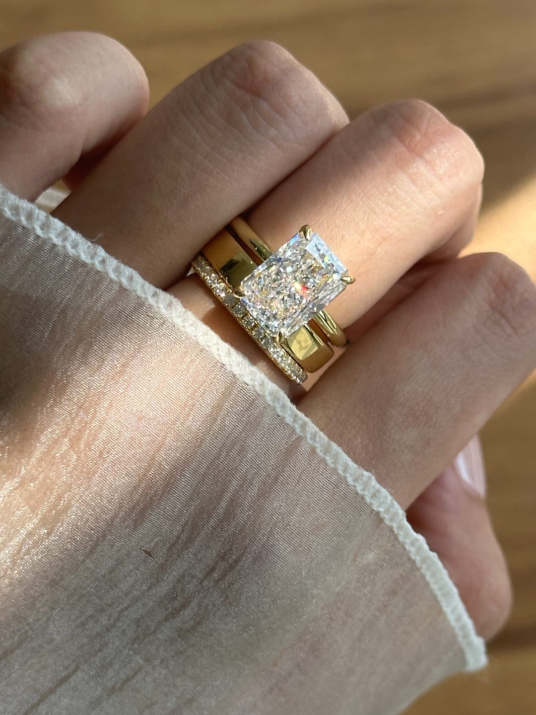 Customer photo review of Louily Classic 5.0Ct Radiant Cut 3PC Wedding Set