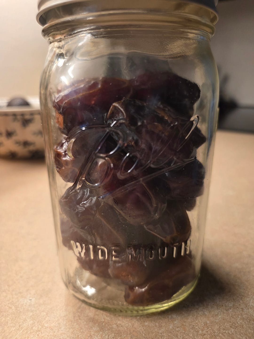 Customer photo review of Organic Premium Medjool Dates Box