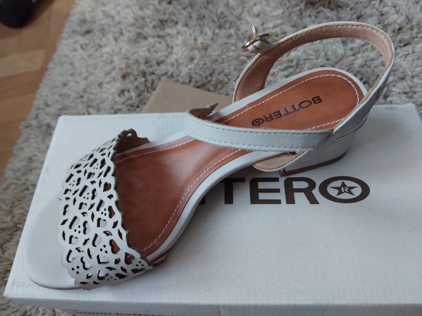 Customer photo review of Sandale Dama Piele Naturala Bottero KOND 295982